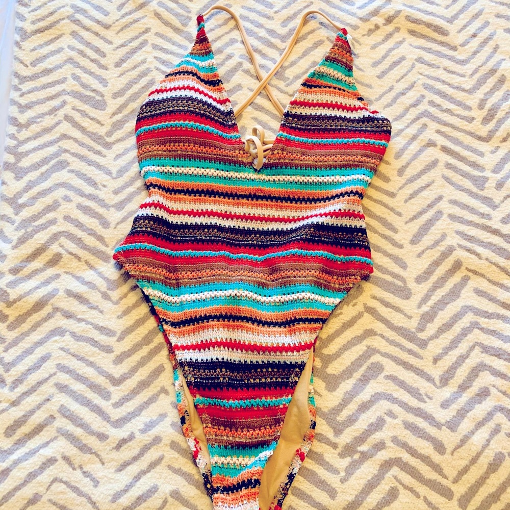 NWT. Forever 21 One-piece Swimsuit - M
